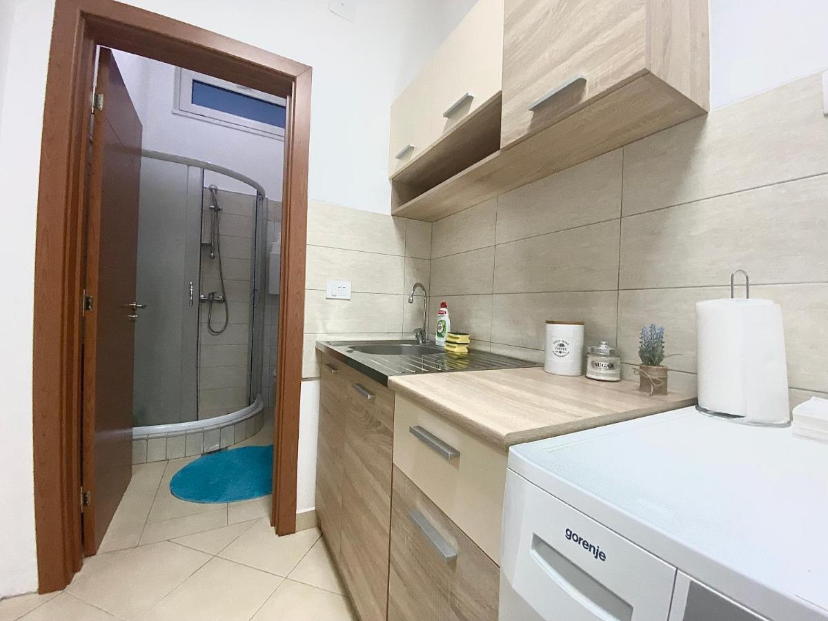 Bellavista Apartmani Стара-Пазова Экстерьер фото